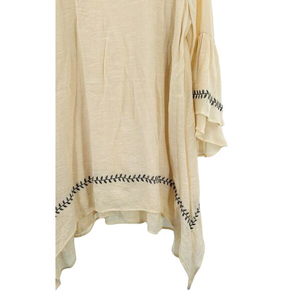 Indigo Soul Cream Blouse w/ Black Accents Women’s L | EUC - Picture 8 of 11